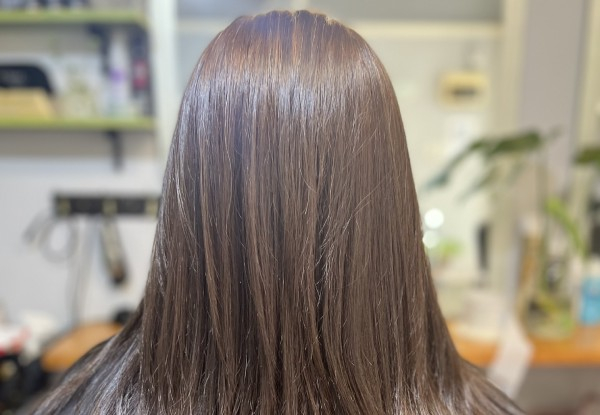 Permanent Hair Straightening Treatment incl. Wash & Blow Dry