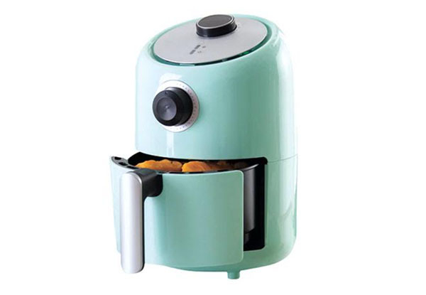 Compact Retro Air Fryer - Three Colours Available