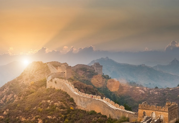 Per-Person Twin-Share 11-Day Treasures of China Tour incl. International Flights, Four to Five-Star Accommodation, Historical & Modern Attractions