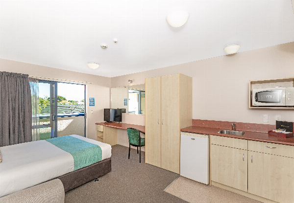 Weekend Stay in Gisborne for Two People in a Superior Studio incl. Continental Breakfast  & Late Check-Out