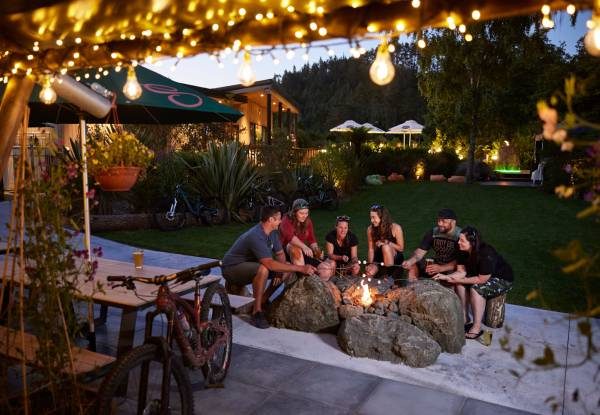 45-Minute Secluded Hot Tub Experience Surrounded by Native Bush for Two People