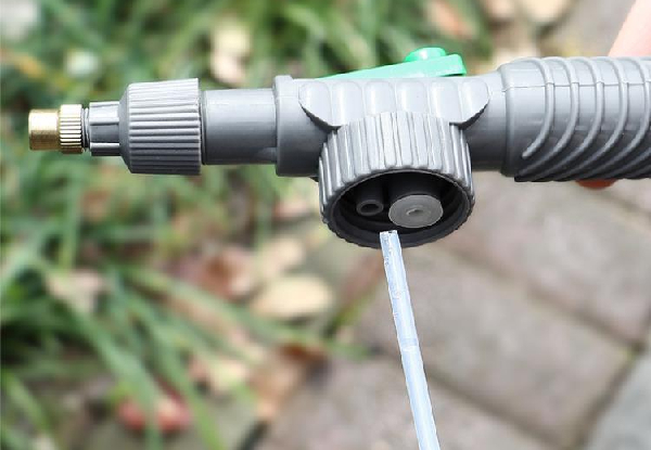Universal Bottle Watering Sprayer Nozzle - Available in Two Colours