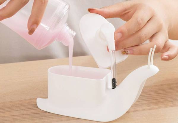 Snail Shaped Hand Soap Dispenser - Three Colours Available