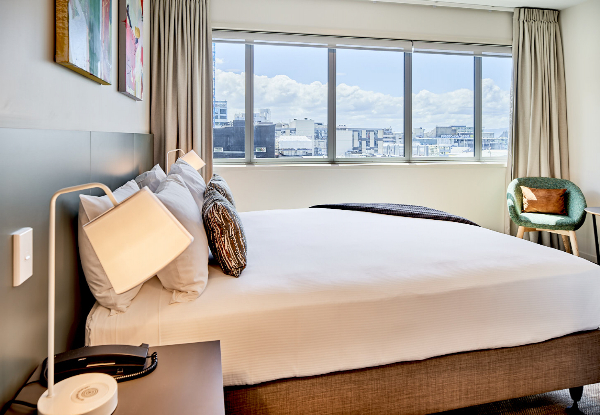 Luxury 4.5 Stay for Two at Sojourn Apartment Hotel on Ghuznee in a Queen Studio incl. Parking, Early Check-In & Late Check Out - Option to upgrade to a Deluxe King Studio Room with Two or Three Nights