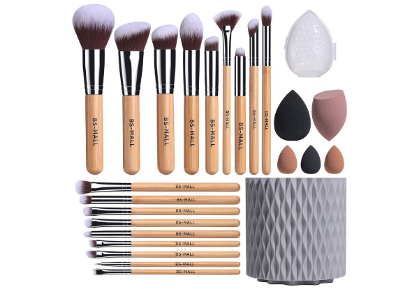 18-Piece Makeup Brush Set - Two Colours Available