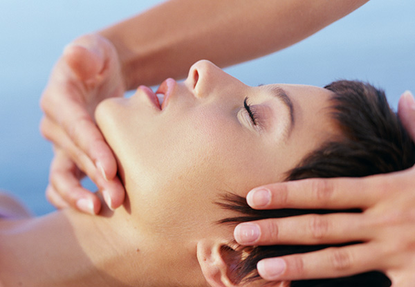 Face Lift Treatment incl. Deep Tissue Facial Massage