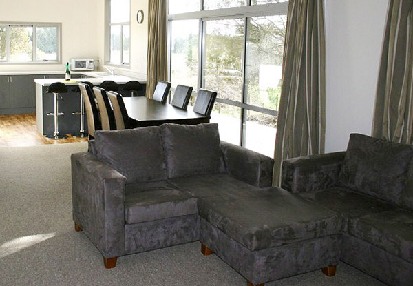 Summer & Autumn Ohakune Retreat for up to Eight People - Option for Two-Night, Three-Night or Four-Night Stay
