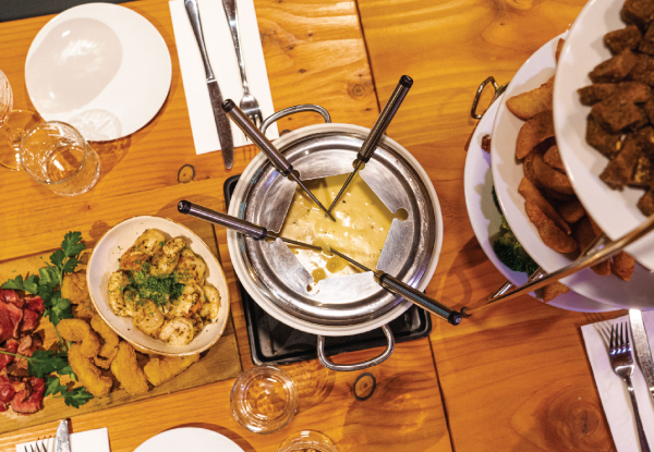 Cheese or Chocolate Fondue Experience for Three to Four People