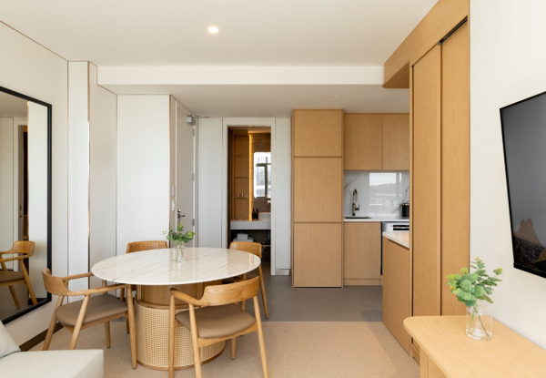 Luxury Stay for Two at Maxim Hotel Auckland in the Urban Room incl. 60-Min Body Massage or 30-Min Foot Massage, $20 Restaurant Voucher. Late Check-Out, Car Park, Pool Access, Gym, Spa Pool, Himalayan Salt & Steam Sauna - Option for Two-Nights