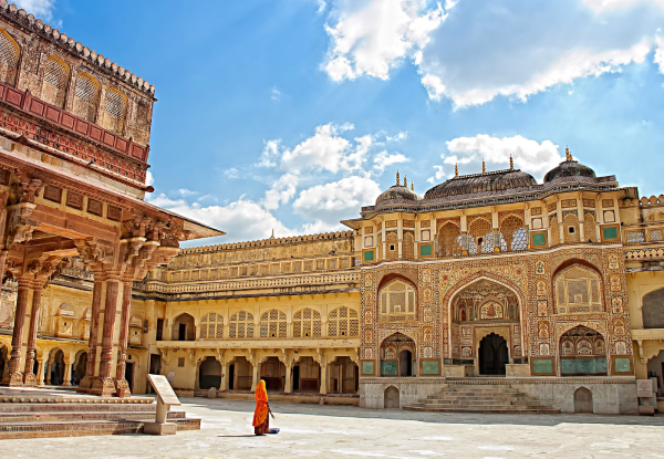 Per-Person, Twin-Share 10-Day Gems Of India Package incl. Breakfasts, Accommodation, Transportation, Taj Mahal, Train Ride, Boat Ride & More - Option for Three, Four- & Five-Star Accommodation Packages