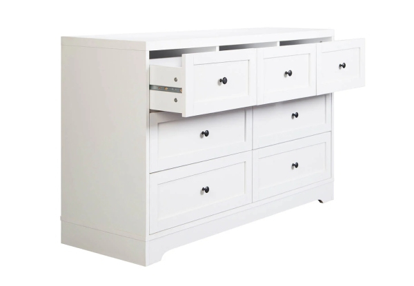 Franska Seven-Drawers Chest