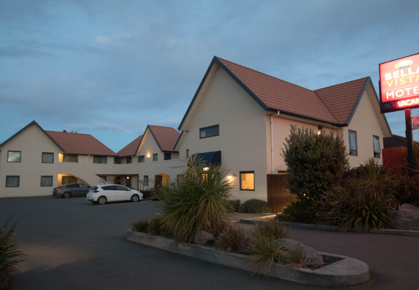 One-Night Stay for Two People Stay in a Superior Studio in Kaikoura incl. Continental Breakfast & Late Checkout - Option for Two Nights