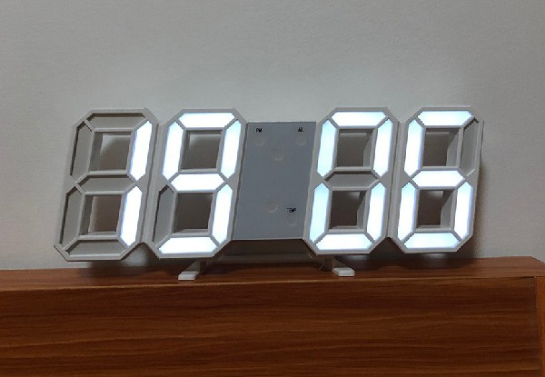 3D Digital Alarm Clock with Two Display Modes