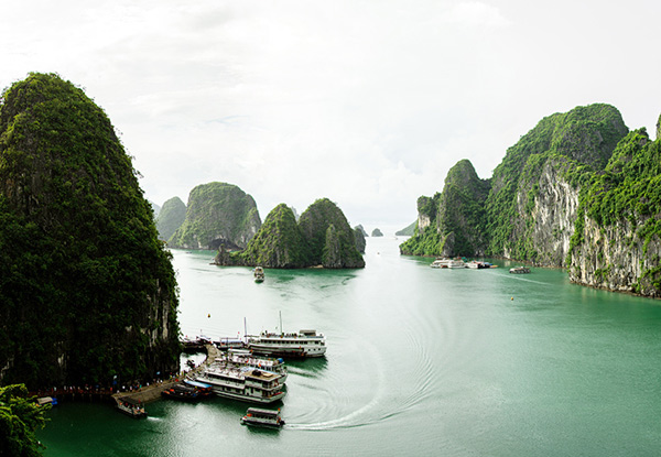 Per-Person Twin-Share Five-Days Discovering the North of Beautiful Vietnam Tour incl. Overnight Ha Long Bay Cruise, Ha Noi City Tour, Options for 3-, 4- or 5-Star Accommodation