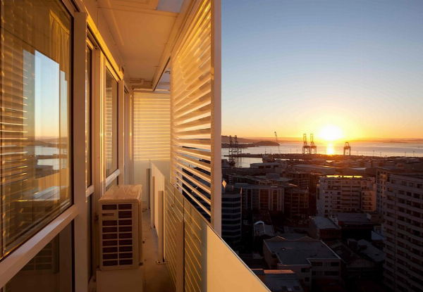 One-Night 4.5 Star Auckland Stay for Two in a One-Bedroom Apartment Room incl. Buffet Breakfast, Valet Parking, WiFi, Early Check-In & Late Checkout - Options for Two or Three Nights