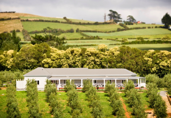 Gourmet Two-Course Winter Experience at Bracu Restaurant for One incl. Glass of Bubbles - Options for up to Twelve People - Valid for Lunch & Dinner on Fridays & Saturdays