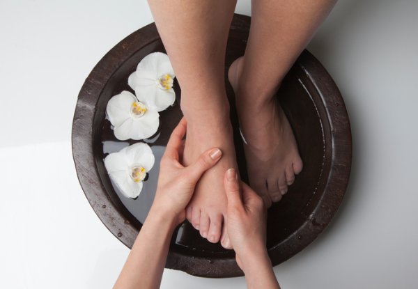 60-Minute Luxury Foot Spa incl. $15 Return Voucher - Options for an 80-Minute Head, Face & Body Massage or Two-Hour Supreme Experience