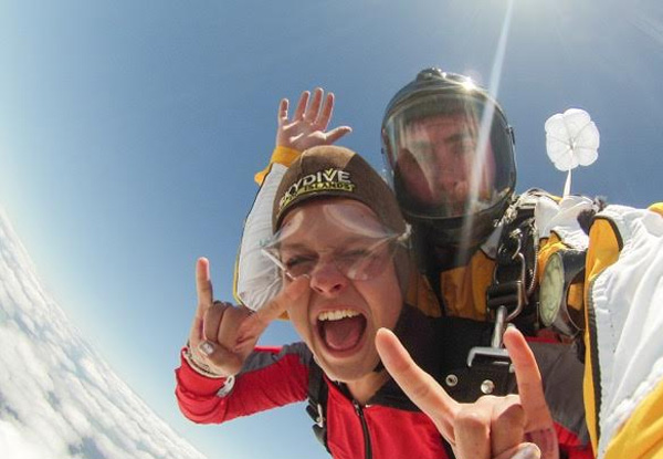 $199 for a 9000-Feet Tandem Skydive Package Overlooking the Bay of Islands & a $20 Voucher Towards a Photo Package – Option Available for 12000-Feet (value up to $329)