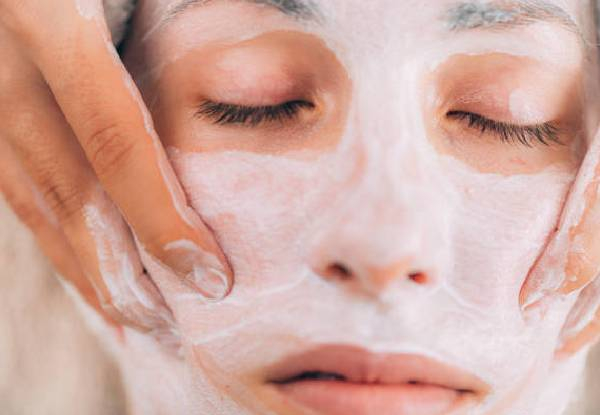 60-Minute Hydrating Facial - Options for Brightening Facial or 90-Minute Deluxe Facial
