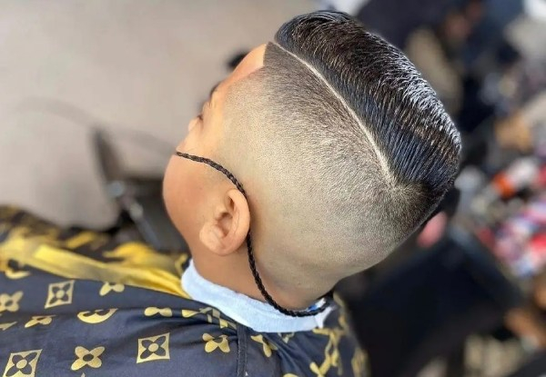 Men's Haircut - Option for Skin Fade - Valid Monday-Friday