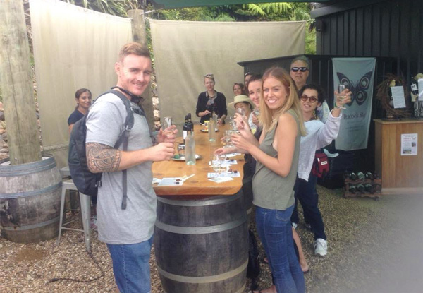 Summer Wine Tasting on Waiheke Island incl. Fish n' Chips & Transportation to and from the Ferry Terminal – Options for up to Eight People