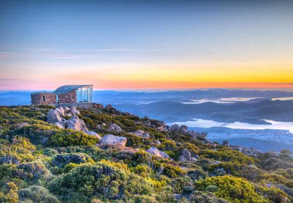 14-Night Auckland to Sydney Explorer incl. One Way Flight, Accommodation & Meals