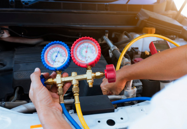 Vehicle Air Conditioning Gas Refill Service incl. Inspection & Clean