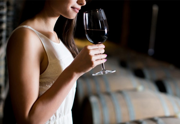 Premium Full-Day Waiheke Island Tour incl. Four Tastings at Four Vineyards for One Person - Option for up to 10 People