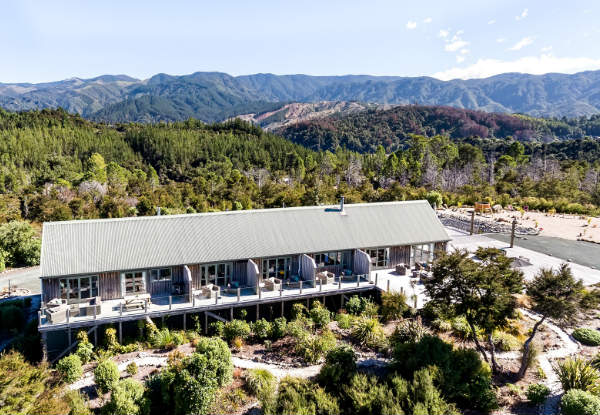 One-Night Romance Package at Split Apple Lodge incl. Mountain View Accommodation,  Healthy Breakfast, Access to the Spa Pool & a Welcome Beverage - Options for Two-Nights