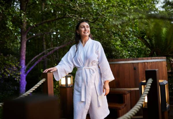 45-Minute Secluded Hot Tub Experience Surrounded by Native Bush for Two People