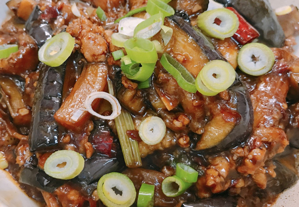 Three Chinese Dishes for Two People incl. Two Bowls of Rice