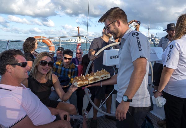 Auckland Harbour Dinner Cruise incl. Three-Course Dinner for One Adult with Options for Child or Two Adults