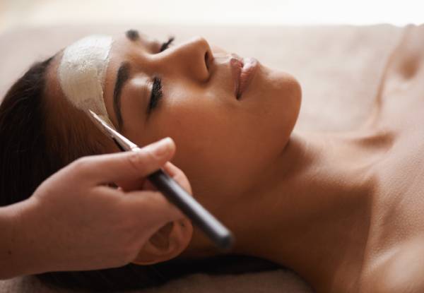 Deluxe Facial & Microdermabrasion Treatment - Option to incl. Foot Massage