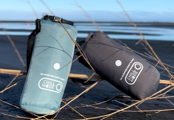 Chillmode Cosy & Portable Wearable Travel Blanket - Two Colours Available