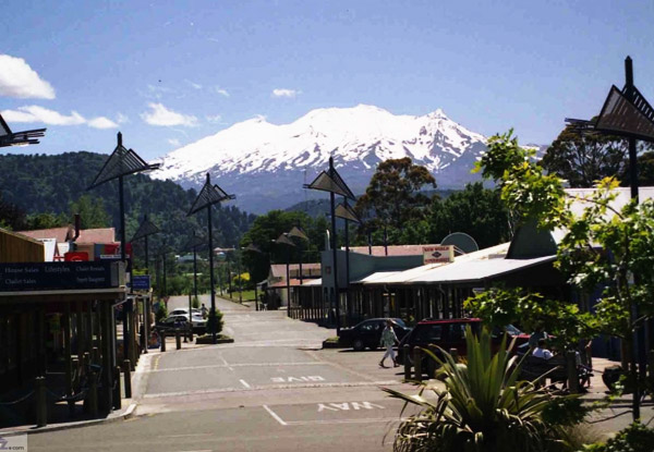 Epic Summer Tongariro Crossing Package for Two People in Private Room incl. Accommodation, Breakfast & WiFi