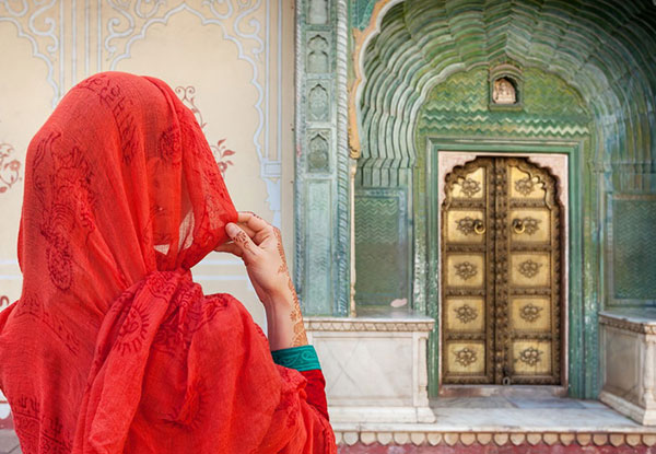 Per Person, Twin Share 10-Day Treasures of India Tour incl. International Flights, Domestic Transport, 4 or 5 Star Hotels & an English Speaking Guide - Options for High or Low Season