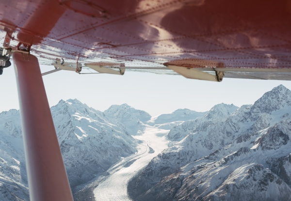 35-Minute Scenic Flight with Glacier Landing Experience - Option for Two People
