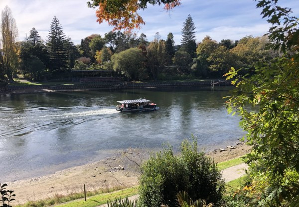 60-Minute Saturday Wine Tasting for Two on The Waikato River Explorer