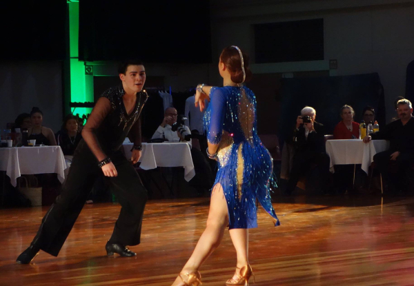 Four Social Adult Beginners Six-Week Latin American & Modern Ballroom Dance Lessons - Options for Six or Eight Lessons