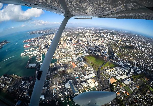 45-Minute Flight Experience Around Auckland for One Person - Options for up to Three People