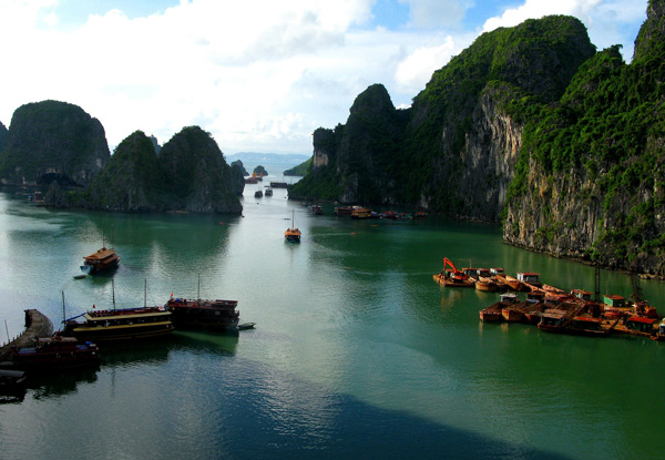 Per-Person Twin-Share Best of Vietnam 12-Day Tour incl. Return Flights, Accommodation, Halong Bay Cruise, Local Guides & More