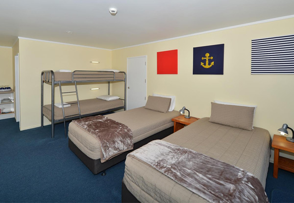 One-Night Paihia Stay for Two People in a Deluxe Room – Options for Two & Three Nights Available