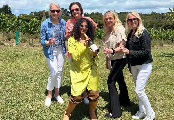 Four-Hour Scenic Wine Tour on Waiheke Island for Two People with Private Guide Incl.  Wine Tastings at Three Vineyards - Option for Three People - Valid Monday to Thursday