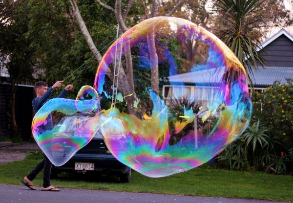 Giant Bubble Wand & Giant Bubble Solution