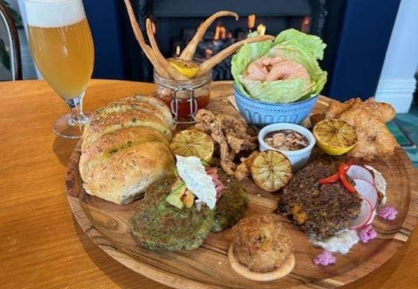 Seafood Lunch Platter for Two People incl. Calamari, Pea & Halloumi Fritters, Fish Bites, Prawn Cocktail & More