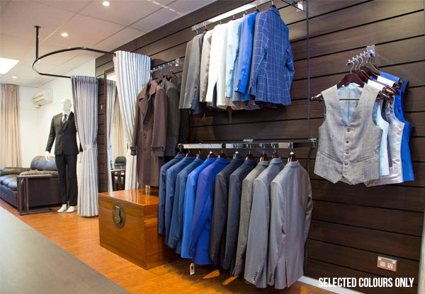 Wool, Silk & Cashmere Blend Men's Tailored Suit Hire incl. Jacket & Trousers with Bonus Tie & Pocket Square