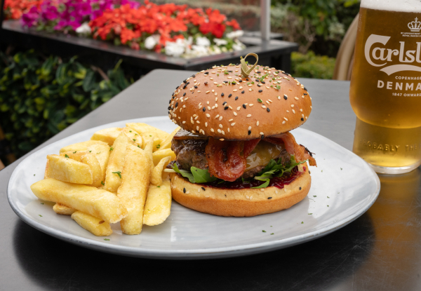 One-Night Christchurch Stay for Two People in an Executive Spa Room incl. Buffet Breakfast, $30 On-Site Dining Voucher at Jimmy's Bar & Restaurant, & Late Checkout
