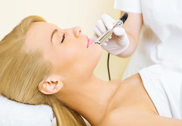 Microdermabrasion & Hydration Mask with One Hour De-Stress Facial incl. Free Follow Up Peel