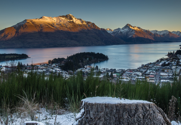 Three-Night Stay for Two People in a Two-Bedroom Apartment incl. WiFi, Parking, Chrome Casting, Park Spa & Scheduled Shuttle Service to & from Downtown Queenstown - Option for up to Four People