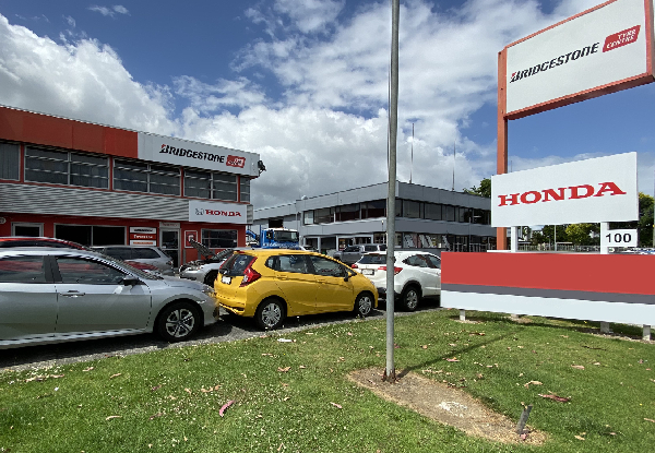 Honda Car Service incl. Oil & Oil Filter Replacement, Tyre Inspection & More
